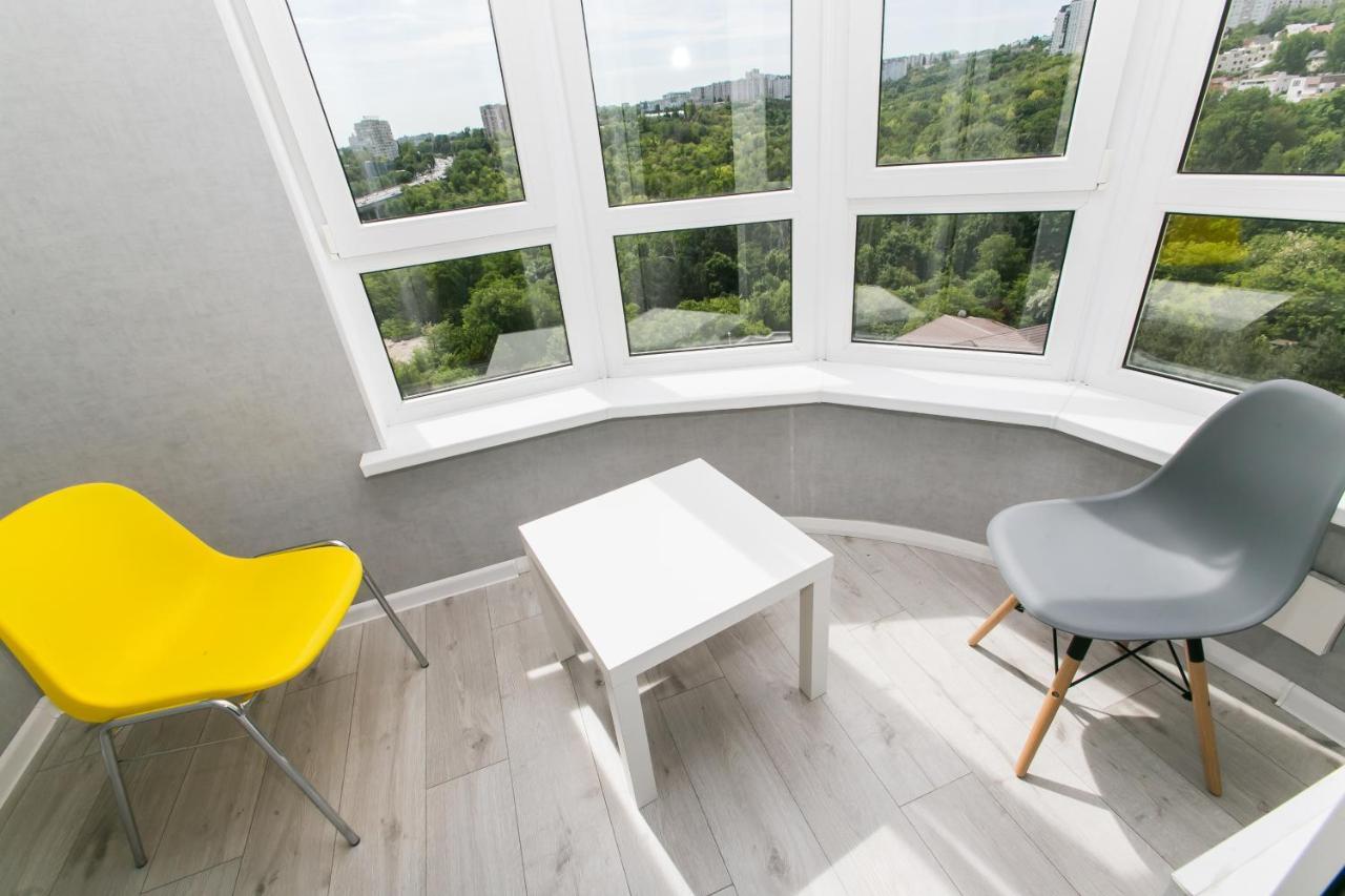 Apartament In Zona Centrala Si Parc Kischinau Exterior foto