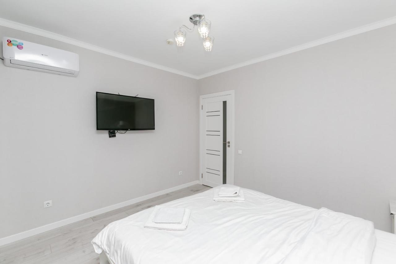 Apartament In Zona Centrala Si Parc Kischinau Exterior foto
